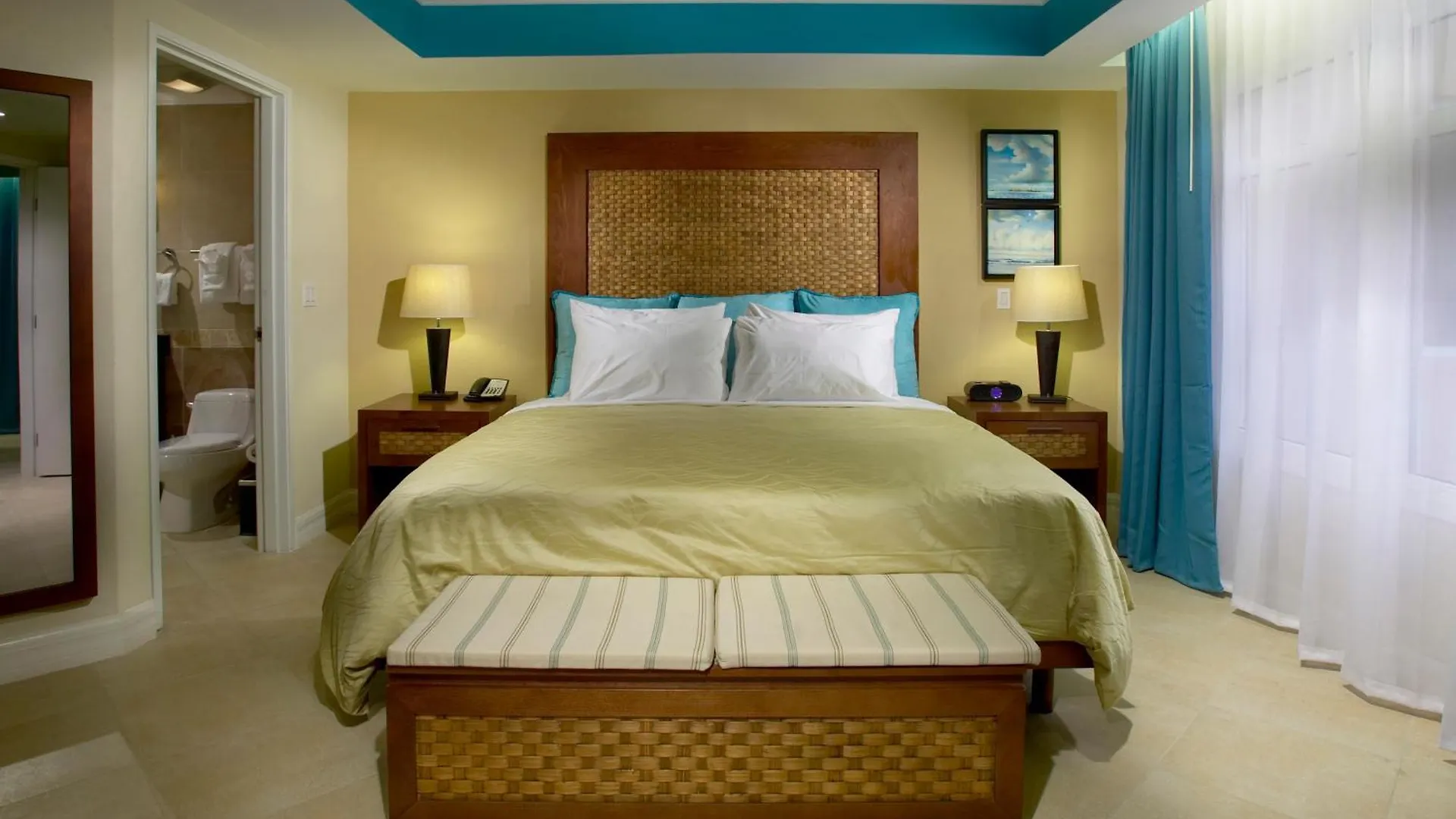 Divi Aruba Phoenix Beach Resort Palm Beach 4*,  Aruba
